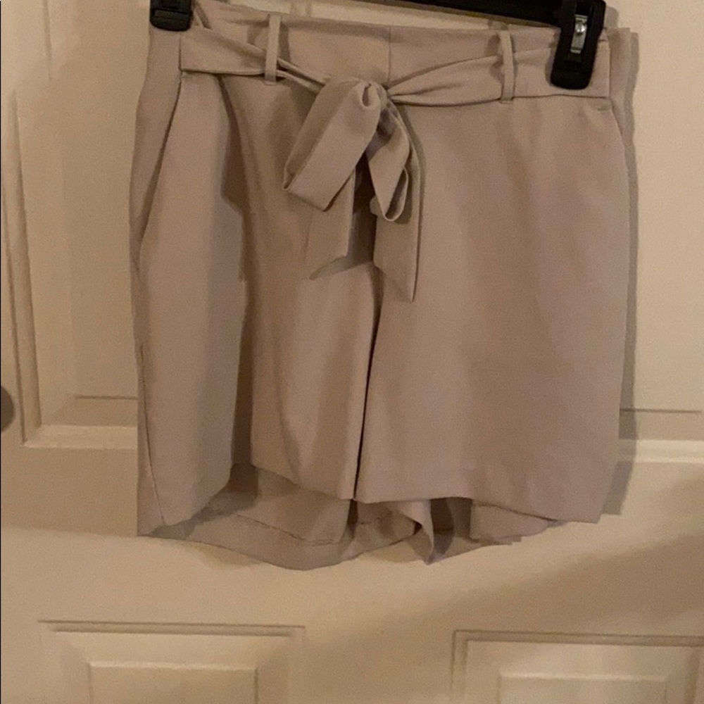 Shorts - Picture 3 of 3